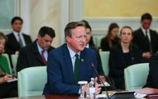 Кэмеронның Астанаға сапары: Қазақ-британ қарым-қатынасының жаңа кезеңі
