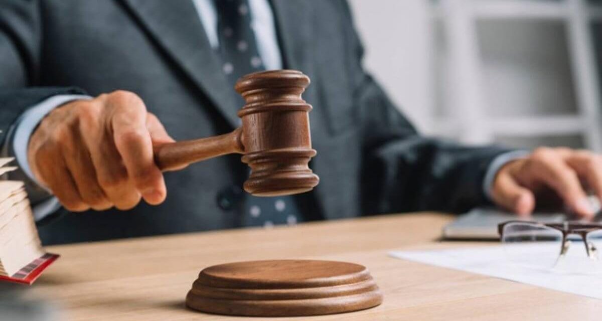 Шымкентте 60 млн теңге пара алған аудан әкімінің бұрынғы орынбасары сотталды