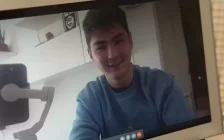 Жәнібек өзін асырап алған анасын көрсетті