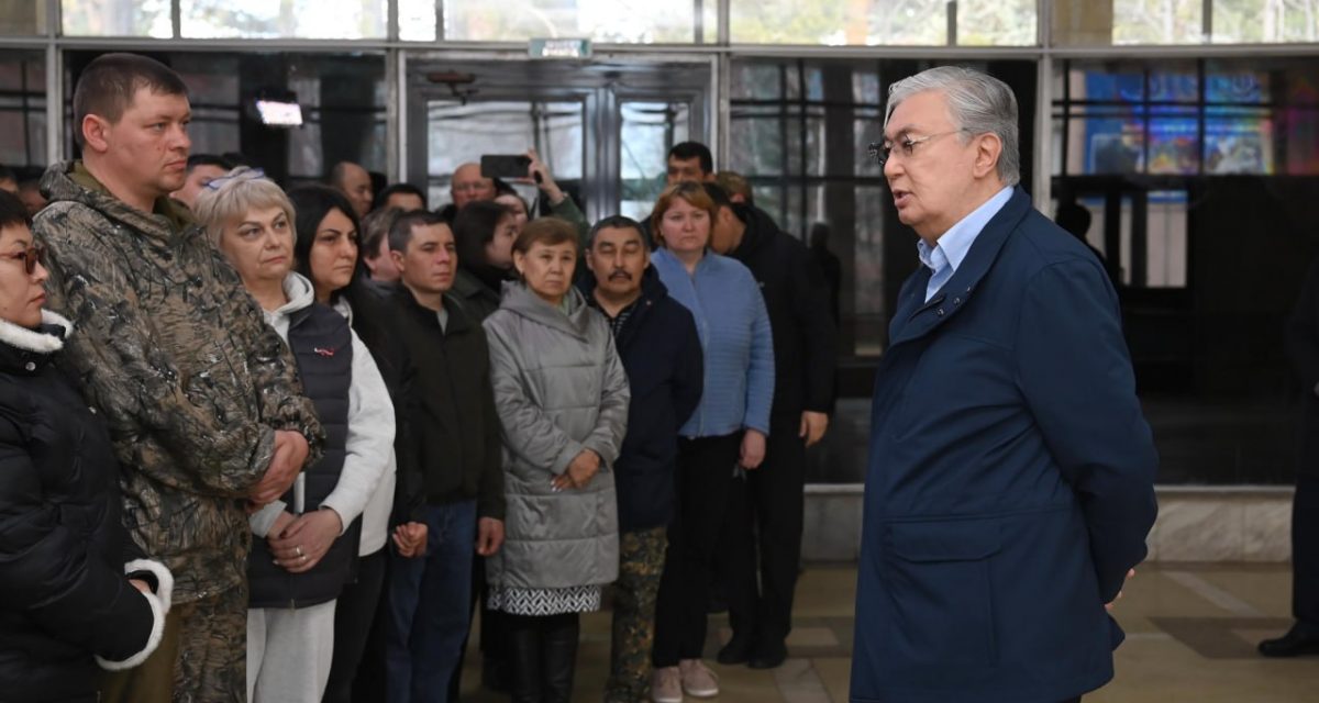 Президент Солтүстік Қазақстан облысының эвакуацияланған тұрғындарымен кездесті