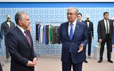 Мемлекет басшысы Өзбекстан өнеркәсіп тауарларының көрмесін тамашалады