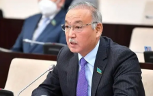 Елімізден жыл сайын 16 млрд доллар заңсыз шығарылады — сенатор