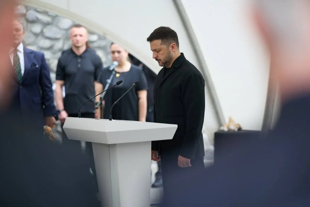 Зеленский Путинге соғысты тоқтатуды ұсынып, келіссөзге шақырды