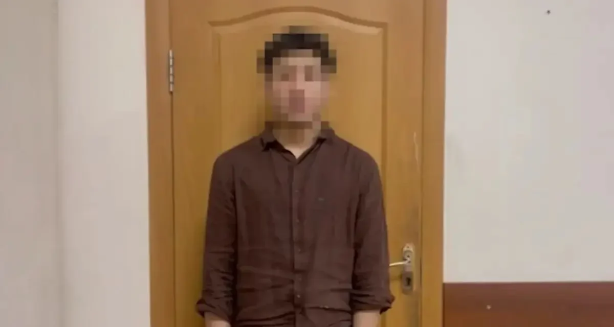 Астанада өзін әскерде зорланған деп жалған таратып, алаяқтық жасаған азамат 3 жылға бас бостандығынан айырылды