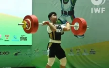 Нұржан Жұмабай жасөспірімдер арасында әлем чемпионы атанып, рекорд жаңартты