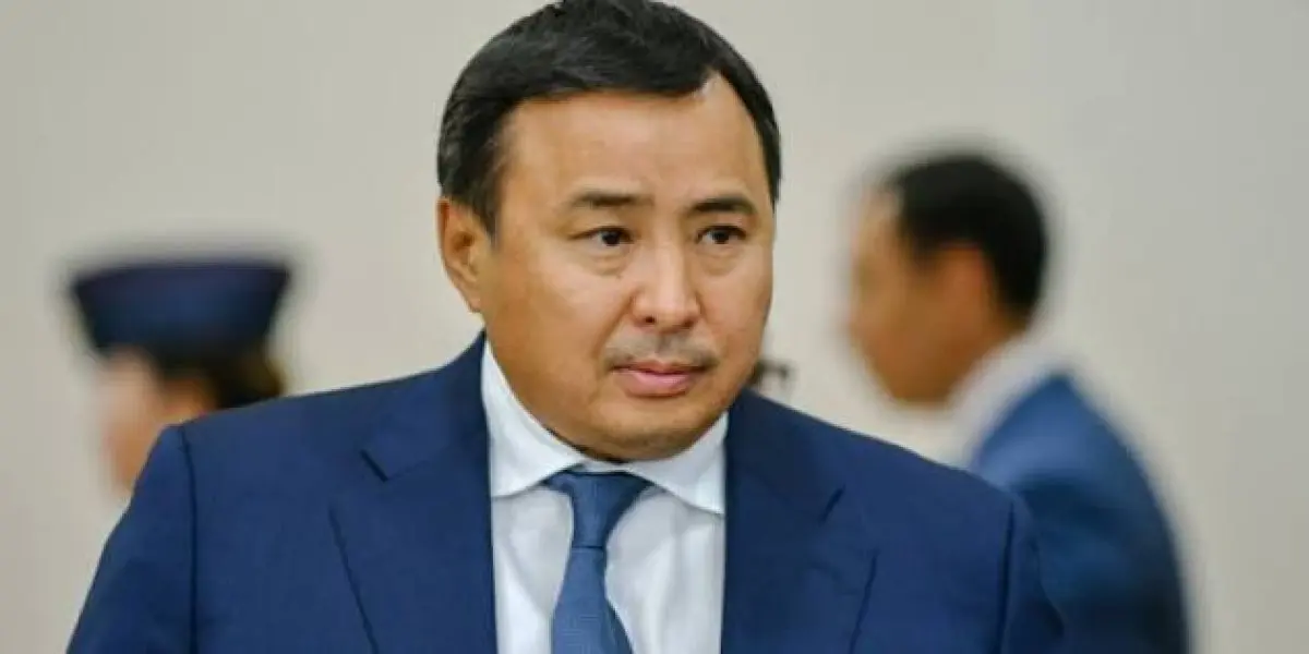 «Атамекеннің» бұрынғы басшысы Абылай Мырзахметов бостандыққа шықты