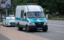 «Есірткі іздеп жүр деп ойладым»: Алматы тұрғыны бейтаныс жігітті ұрып-соқты