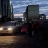 Әкімдік бордюрді тізіп қойған: Ақтөбедегі «Алтынорда» тұрғындары батпақ кешіп өмір сүруге мәжбүр