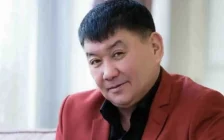 «Қадіріңе жете алдым ба?»: Нұртас Айдарбеков әйеліне ән арнады
