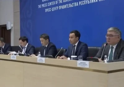«Бәйтерек» топ-менеджерлерді неге қысқартпай отыр?