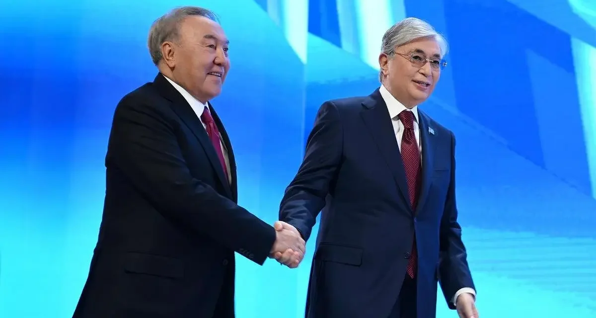 Қасым-Жомарт Тоқаев Нұрсұлтан Назарбаевты туған күнімен құттықтады