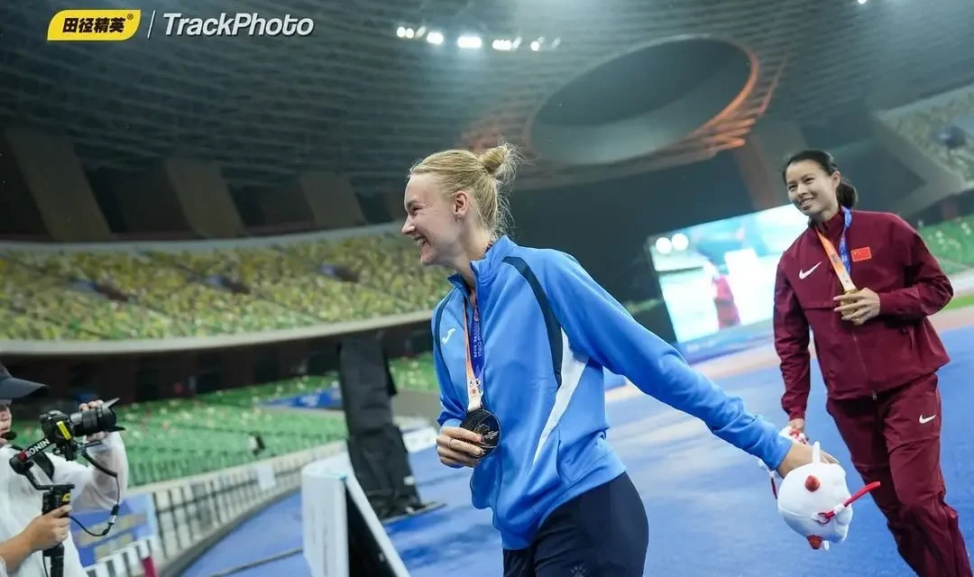 Анастасия Рыпакова Азия чемпионатында күміс алып, сәтсіздіктер сериясын тоқтатты