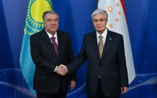 Қасым-Жомарт Тоқаев Тәжікстан Президентімен кездесті
