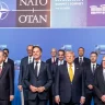Анкарадағы НАТО саммиті: Ердоған әлем елдерінің басшыларына револьвер сыйлады
