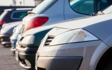 Қазақстандағы жеңіл автокөліктердің бағасы бір айда рекордтық төмендеді