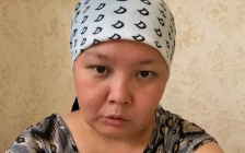 Ақтаулық ана Жұлдыз Азанова Астанада денсаулық сақтау министрімен кездесуді талап етуде