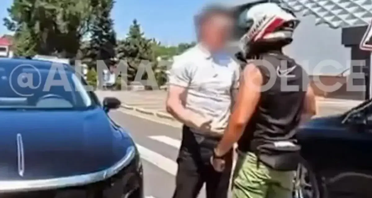 Алматыда әлеуметтік желіге видео салған мотоциклист 10 тәулікке қамалды