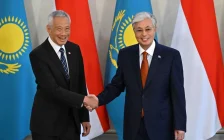 Мемлекет басшысы Сингапурдың Аға министрін қабылдады
