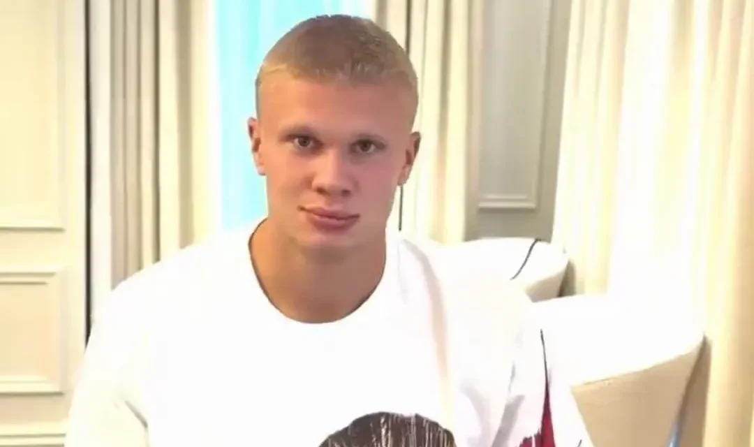 Эрлинг Холанд жаңа маусым қарсаңында шаш үлгісін өзгертті
