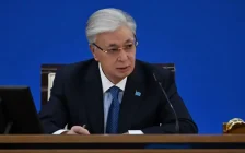 Президент Шавкат Рахмоновтың әкесінің қайтыс болуына көңіл айтты
