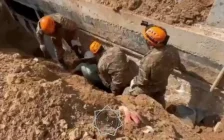 Оралда коммуналдық траншея опырылып, жұмысшыны топырақ басып қалды