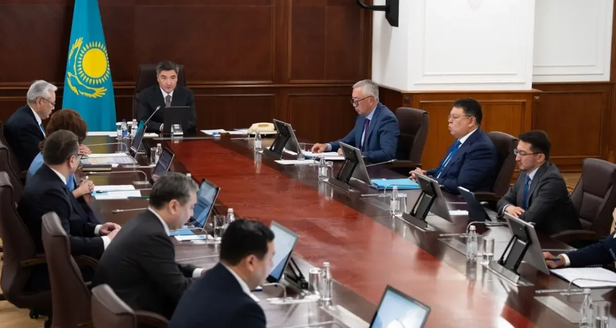 Ұлттық және инфрақұрылымдық жобаларды жүзеге асыруда қазақстандық кәсіпорындарға басымдық беріледі — Олжас Бектенов
