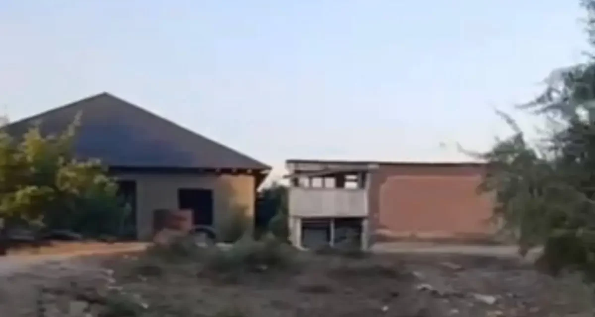 «Тараз тағы да қоқыс астында»: Талас өзенінің жағалауын кім ластап жатыр?