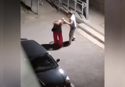 Атыраудағы сұмдық жағдай: «Нұрсаяда» ер адам әйелді аяусыз соққыға жықты