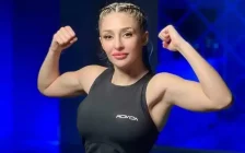 «Стресс пен қысым»: Ангелина Лукас спорттық мансабын тоқтатады