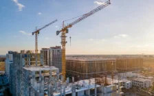 Астанада құрылыс алаңында кран құлап, краншы қаза тапты