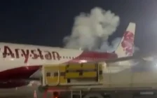 Алматыда FlyArystan ұшағынан өрт шығып, бір адам зардап шекті