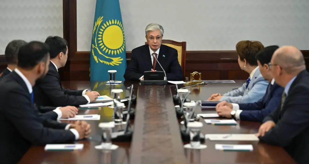 Президент Құрылтайдағы партия фракцияларының жетекшілерімен кездесті