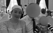 «Қолын сындырып, тепкілеген»: Алматы облысында 29 жастағы үш баланың анасы ажал құшты