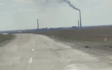 Сорлаған жүргізушілер мен тозған көліктер: Қарағанды-Жезқазған тас жолы қашан жөнделеді?