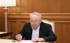 Нұрсұлтан Назарбаев Құрылтай сайлауында дауыс берді