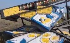 «Құлағалы тұр»: Абай облысында тұрғындар қауіпті аялдаманы жөндеуді талап етті