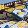 «Құлағалы тұр»: Абай облысында тұрғындар қауіпті аялдаманы жөндеуді талап етті