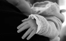 Павлодар тұрғыны жаңа туған сәбиін 800 мың теңгеге сатпақ болған