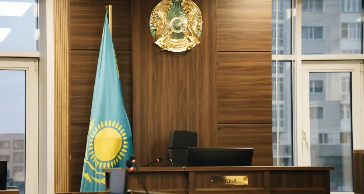 Ақтөбеде мектеп оқушысы анасын өлтірді деген айыппен сот алдында
