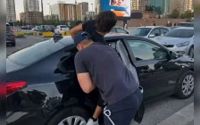 Атыраудағы ұстау сәті видеоға түсті: полиция түсініктеме берді