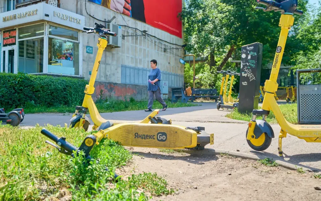 Алматыда «Сергек» камералары енді самокатшыларды да бақылайды