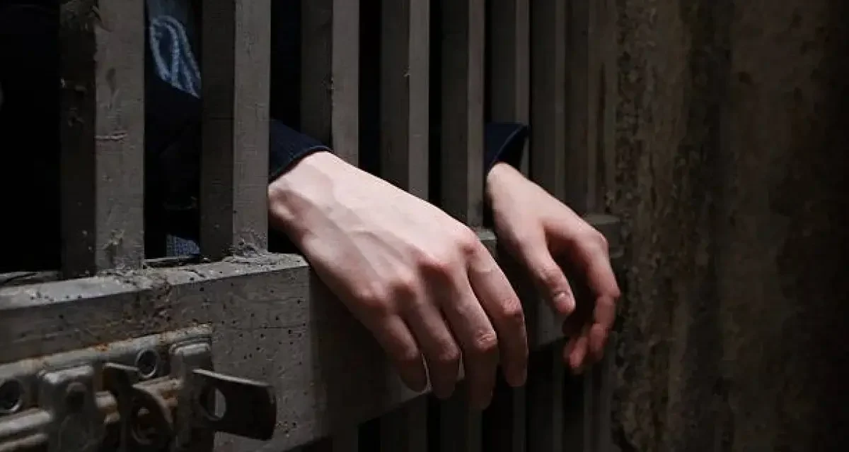 Грекияда 125 жылға сотталған қазақстандық жігіттің анасы көмек сұрады