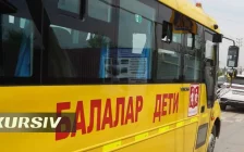 Қонаев маңында жолаушылар автобусы лайға батып, 27 адам құтқарылды
