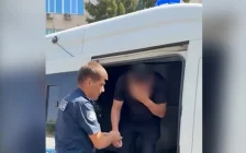 Алматыда мүгедек енесін зорлаған күдікті ұсталды (ВИДЕО)