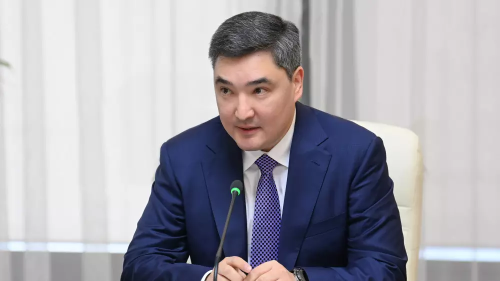 Жаппай жарық сөнді: Бектенов Энергетика министрінен түсініктеме сұрады