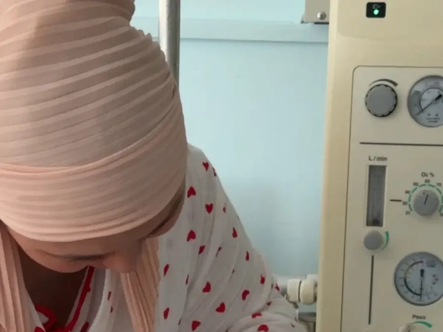 Алматыда 27 жастағы әйел бірден үш ұлды дүниеге әкелді