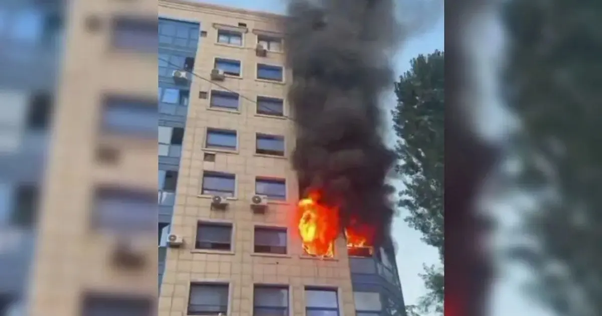 Алматыдағы тоғыз қабатты үйде өрт: 26 адам құтқарылып, 40 адам эвакуацияланды