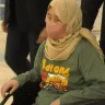 Ақбаян Мұқанғалиева емдеу мекемесінен шығып, балаларымен кездесті