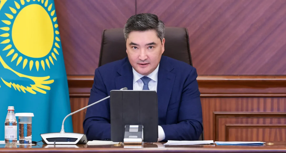 Бозымбаев Ақтауға шұғыл ұшады: Бектенов Маңғыстаудағы әскери қызметшілер өлімін тергеуді тапсырды
