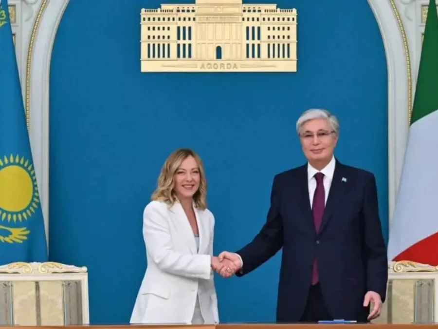 Тоқаев Мелониді Италия Үкіметінің тарихи жетістігімен құттықтады